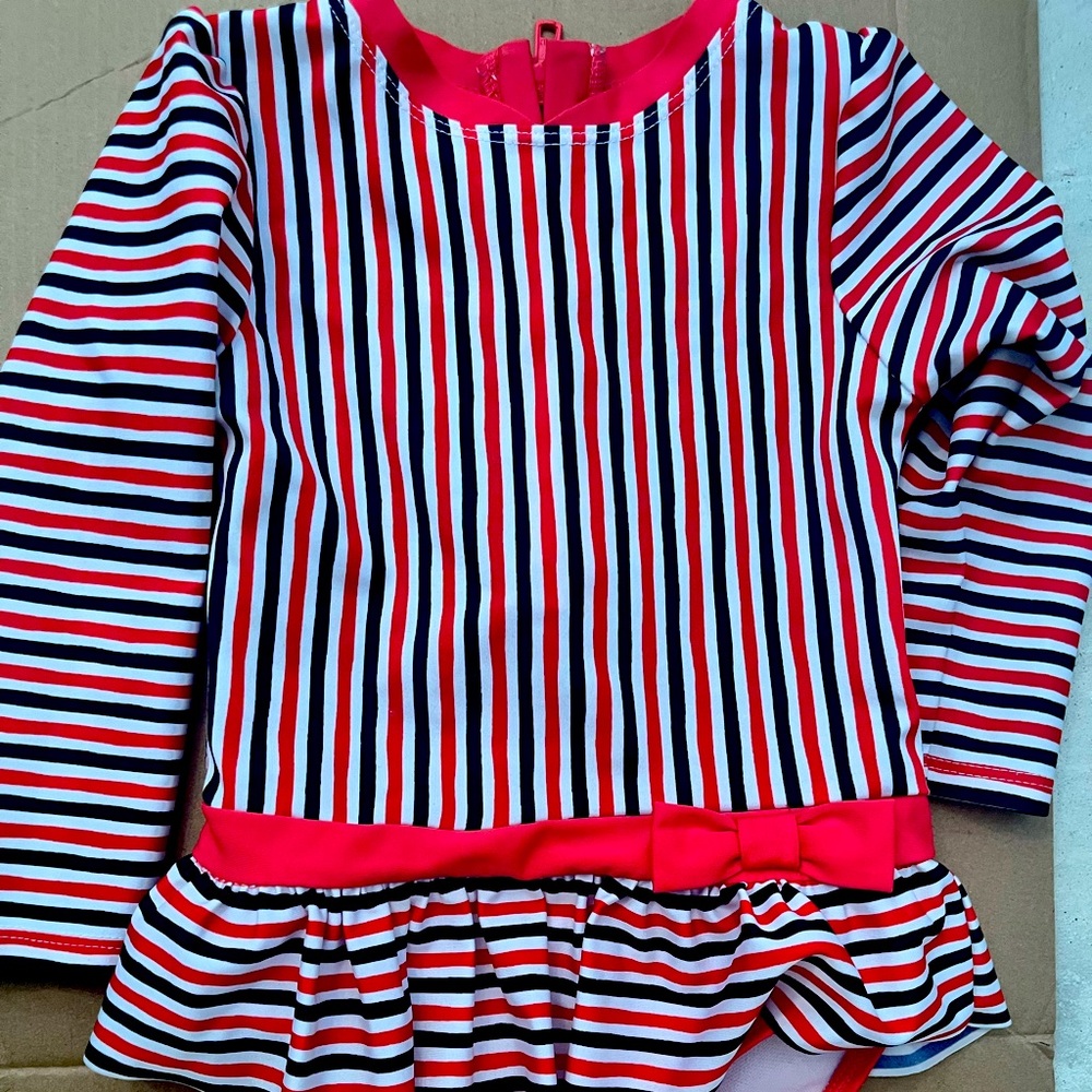 Toddler rash guard swimsuit
